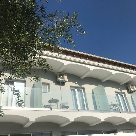 Terpsichore Boutique Appartments Dassia  Zewnętrze zdjęcie